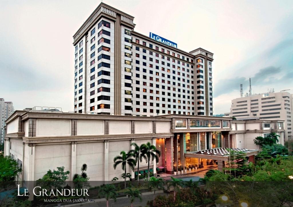 Отель Le Grandeur Mangga Dua Джакарта Экстерьер фото